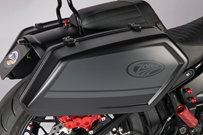 INCEPTION BOLT-ON SADDLEBAGS FOR DYNA AND MILWAUKEE EIGHT SOFTAIL